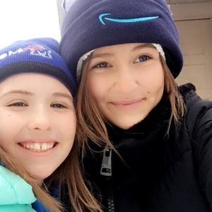 Meet your Posher, Karis